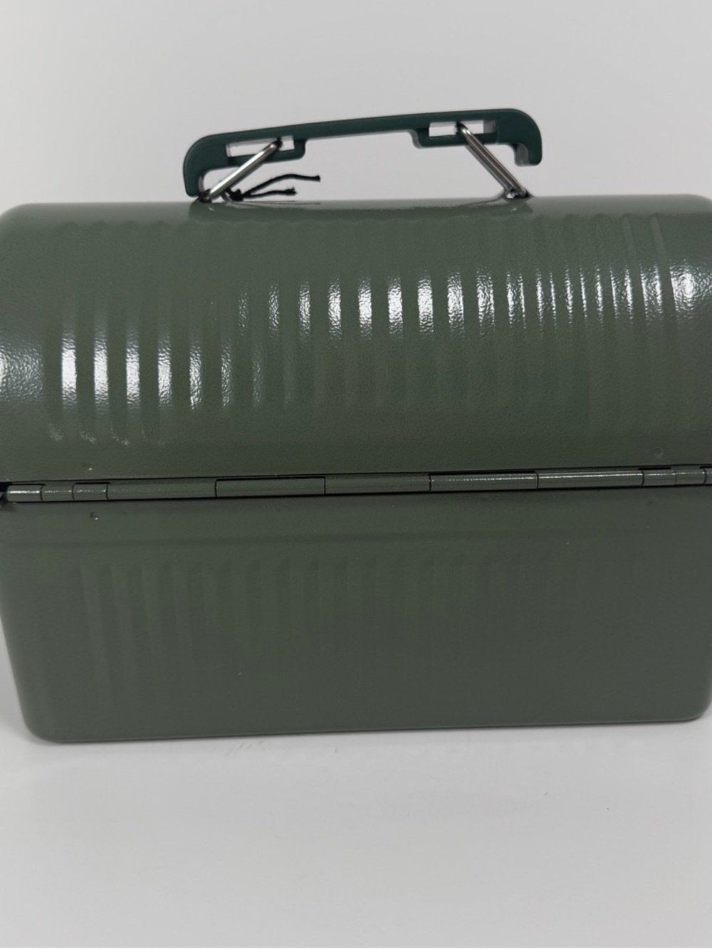 Stanley Green Metal Lunchbox with Dark Green Handle - Picture 3 of 5